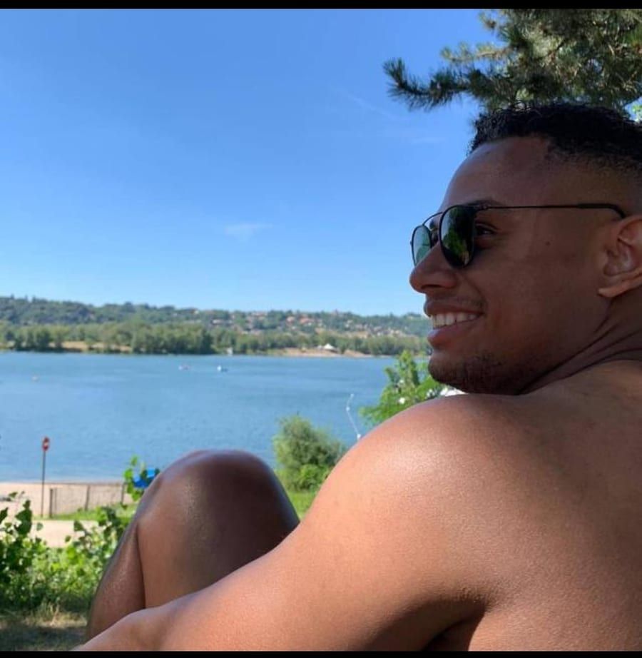Profil von Nello